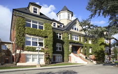 SMUS Schoolhouse & Library